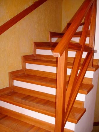 Escadas de Madeira